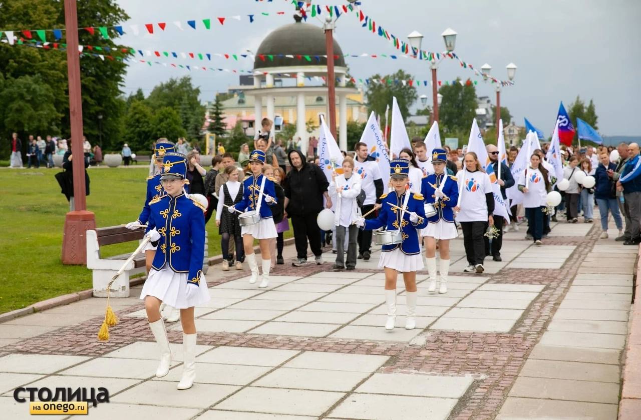 В Петрозаводске (Карелия) прошёл Всероссийский Парад Семьи!