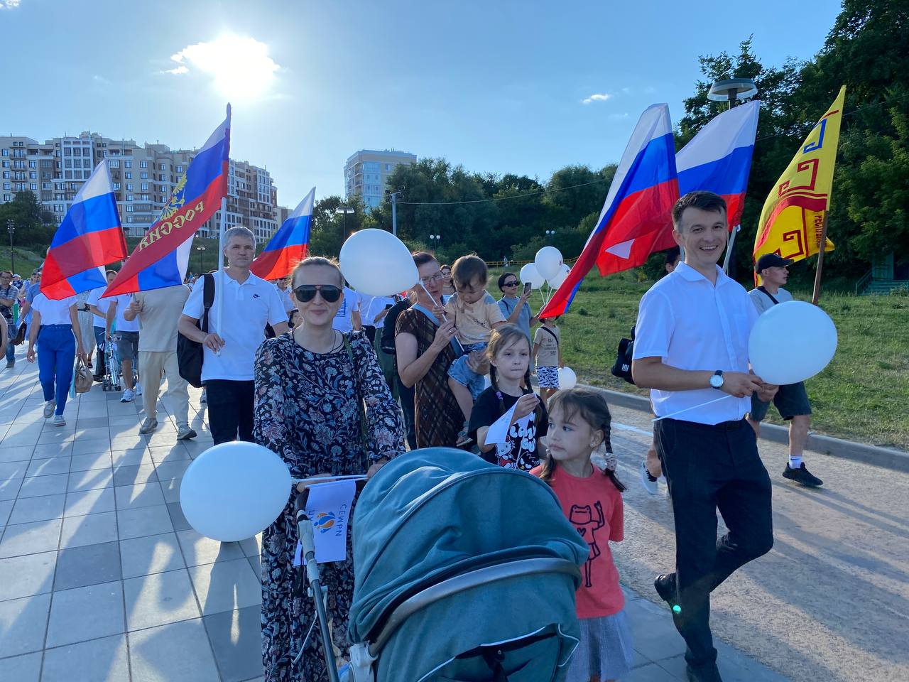 В Чебоксарах прошел Всероссийский Парад Семьи!